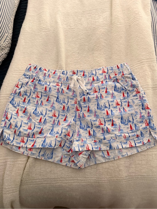 Vineyard Vines Pants - Vineyard Vines White Nautical Sailboat Print Drawstring Shorts - Blue & Red